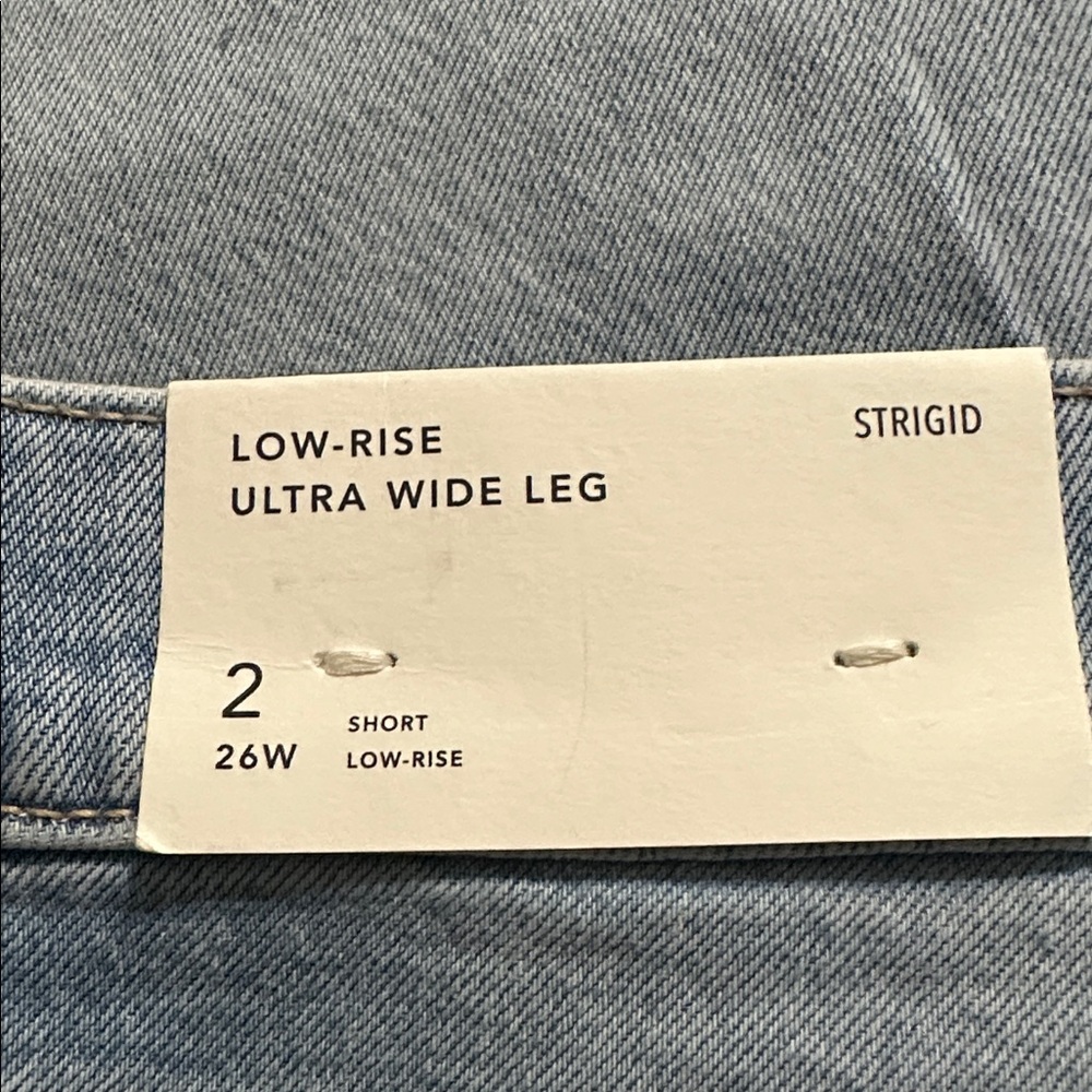 American Eagle Low Rise Ultra Wide Leg Light Aglow Strigid Jeans Jeans NWT Sz 2 - Picture 8 of 9